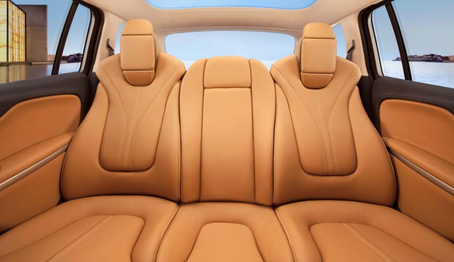  Opel Zafira Tourer Concept 2011 года  (фото 18 из 28)